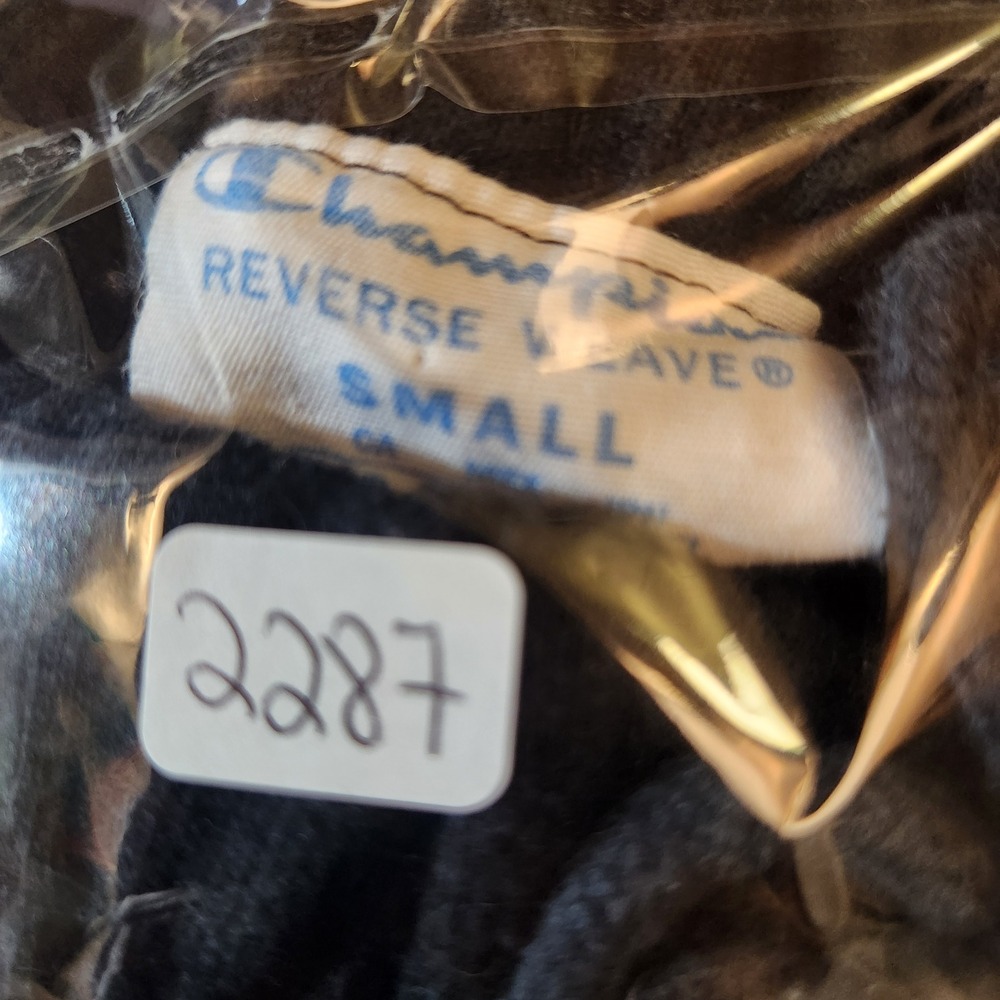 Champion Reverse Weave Sweatpants Mens Small Black Good Joggers GF71 BKC - Picture 13 of 13